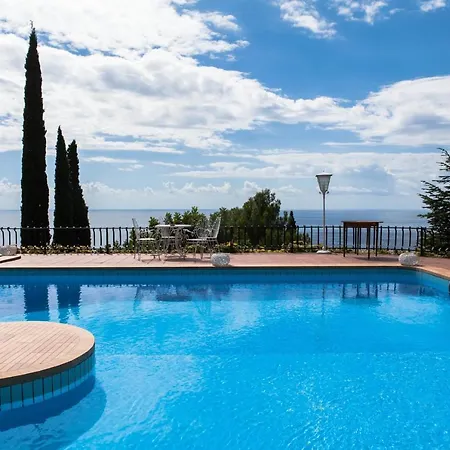 Santa Caterina Sleeps 13 Pool Wifi Villa *