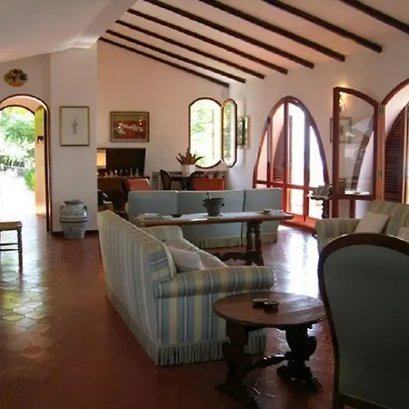 Santa Caterina Sleeps 13 Pool Wifi * Massa (Basilicata)