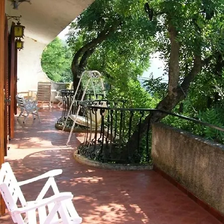 Santa Caterina Sleeps 13 Pool Wifi